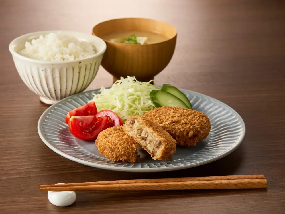 知多牛コロッケの調理例